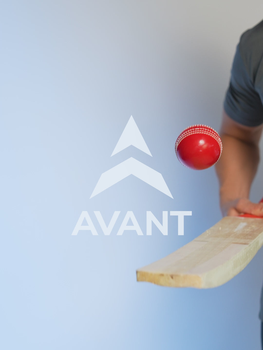 Avant Men's Outfield Cricket Shoes - White/Teal