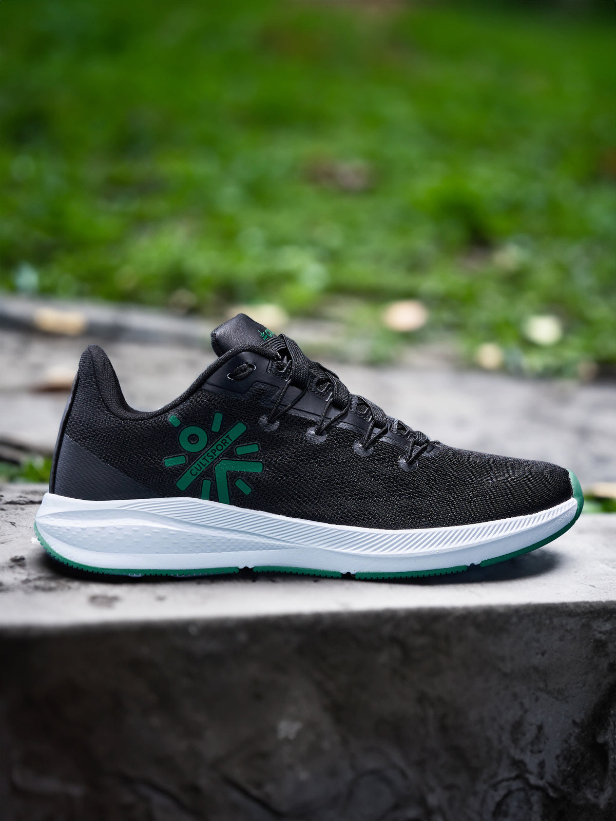 cult Firebird Men Running Shoes - Black