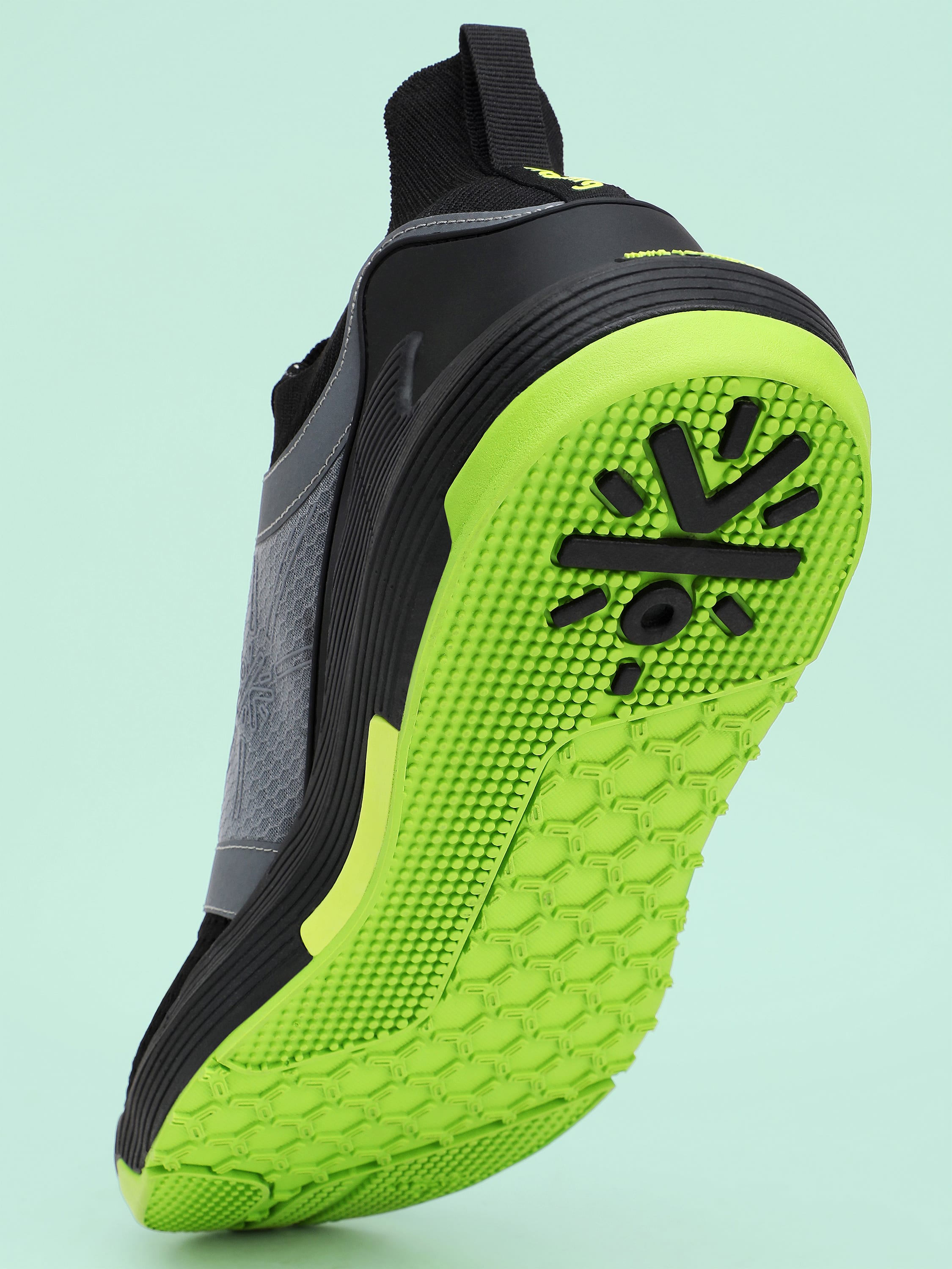 cult Crosstrain Men Training Shoes - Black