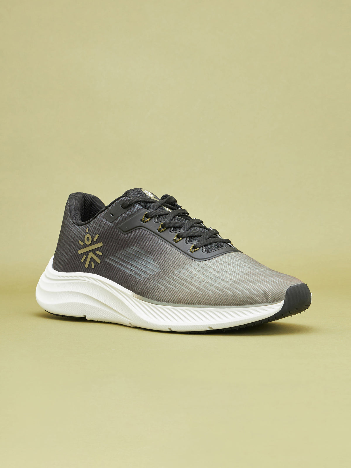 cult Thunderbird Men Running Shoes - Olive/Black
