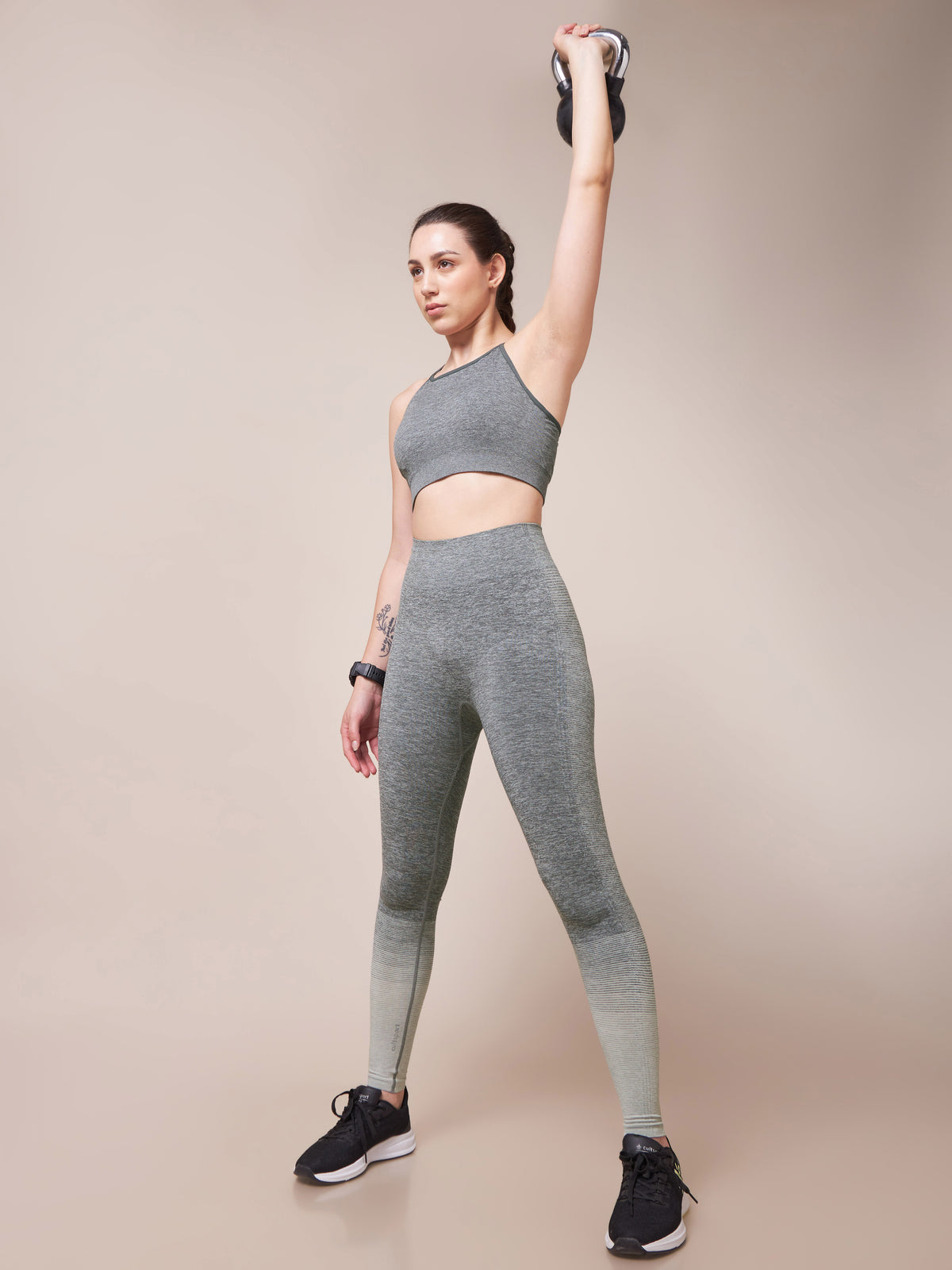 Medium Support Seamless Sports Bra