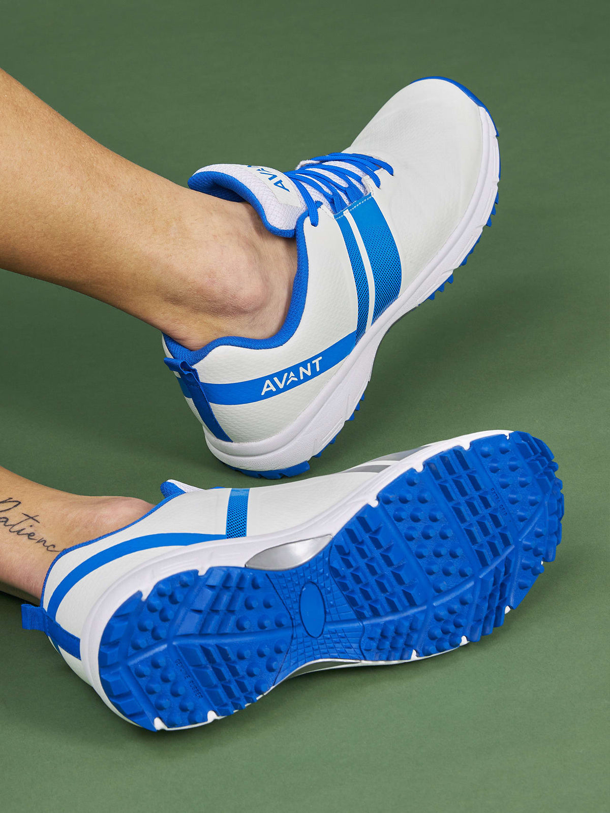 Avant Men's PaceMax Cricket Shoes-White/Blue